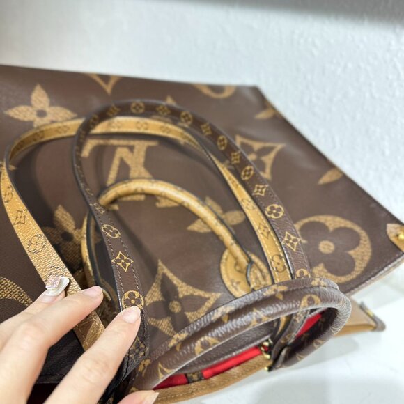 Louis Vuitton Monogram Canvas Leather On The Go GM Shoulder Bag - Picture 7 of 9